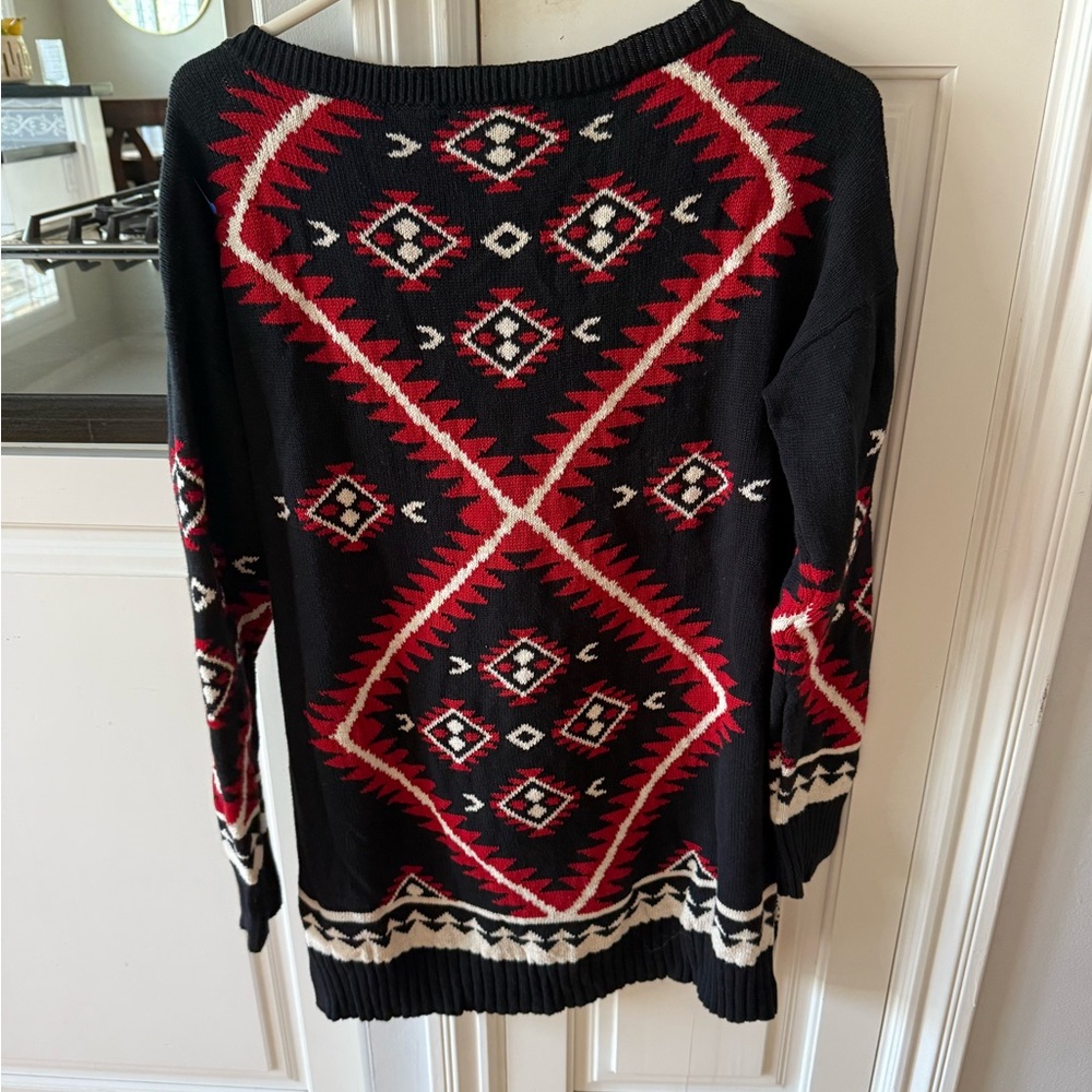 Lauren Ralph Lauren Black and Red Patterned Sweater - Picture 4 of 4